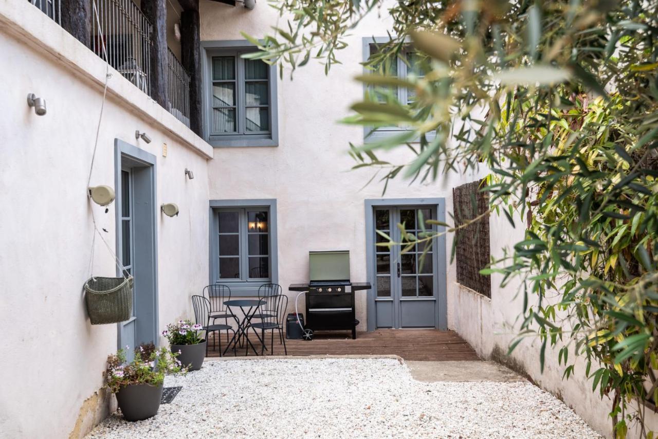 La Maison De La Tour Pinte カルカソンヌ エクステリア 写真