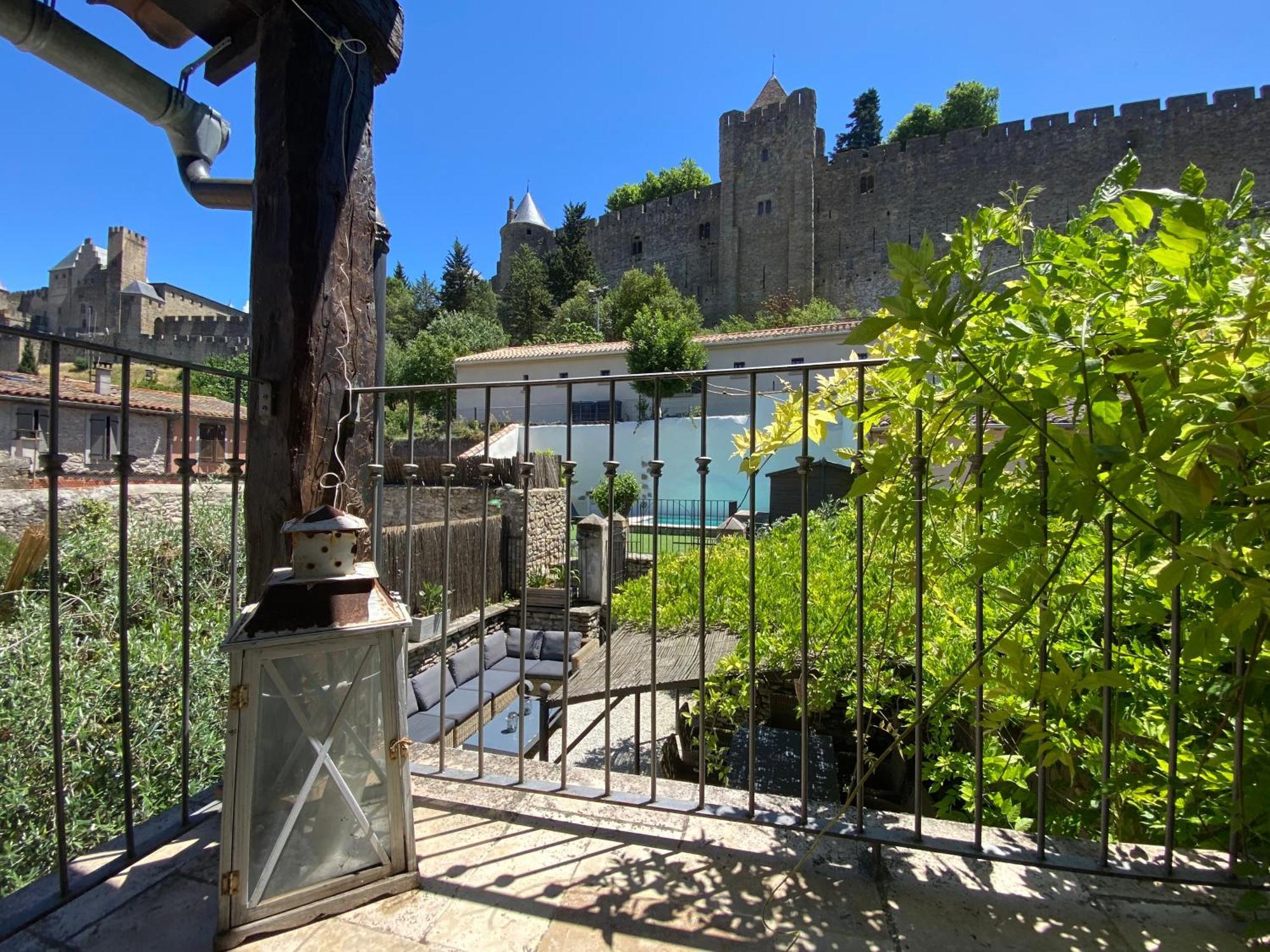La Maison De La Tour Pinte カルカソンヌ エクステリア 写真